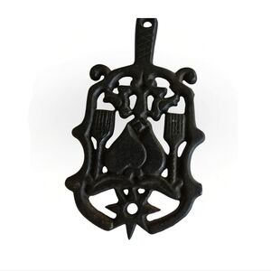 Wilton Vintage Iron Art CAST IRON Trivet Mini Small Retro Hearts Birds Used